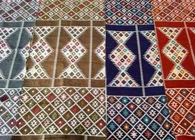 بساط مطرز