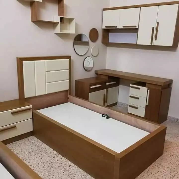 سرير +مكتب +مكتبية +كمدينة