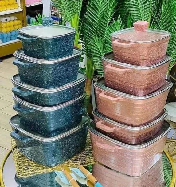 طقم طناجر